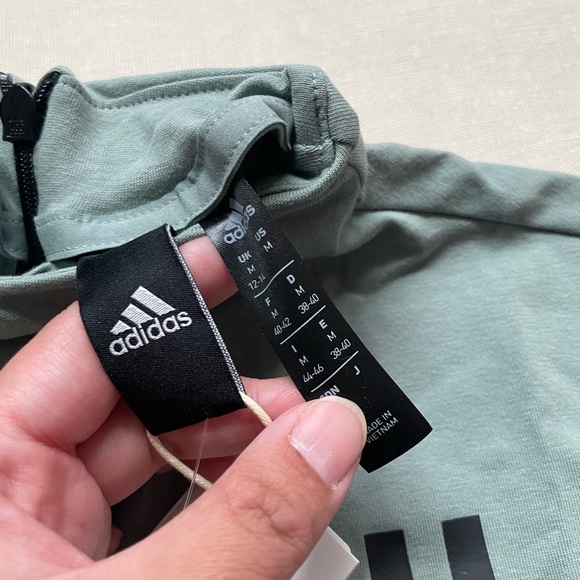 Adidas Mission Victory Cropped Tank Top - Picture 4 of 9